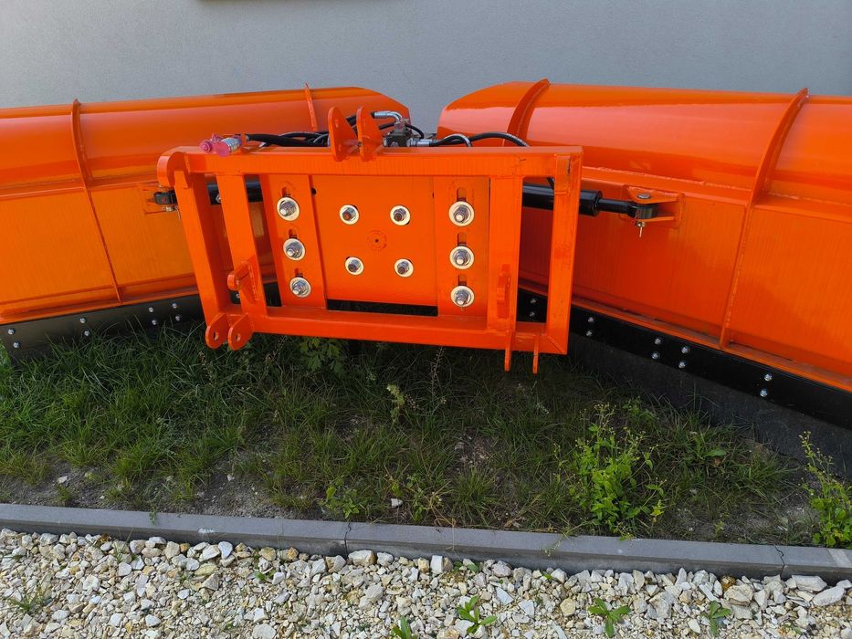 Pług do śniegu Strzałka 6mm wysoka Metal-technik 2,6-3,0m