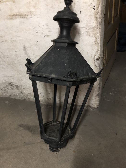 Lampa ogrodwa retro