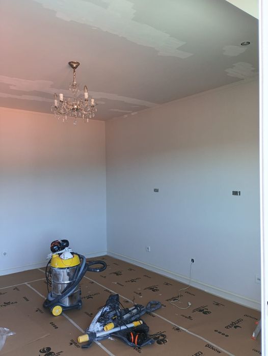 Pintura de imóveis residenciais e comerciais.