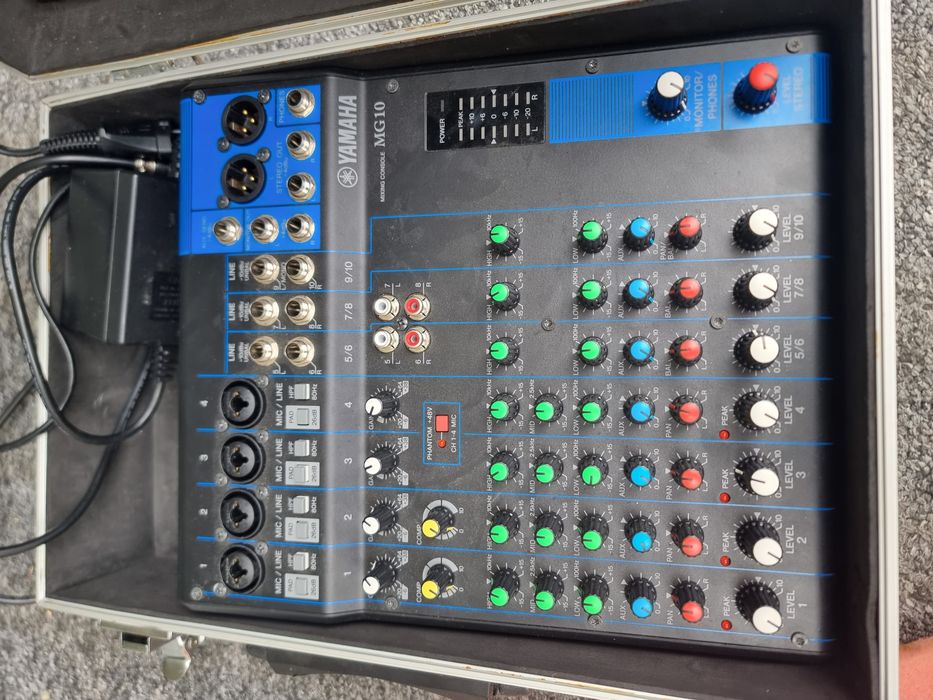 Mikser audio Yamaha MG10