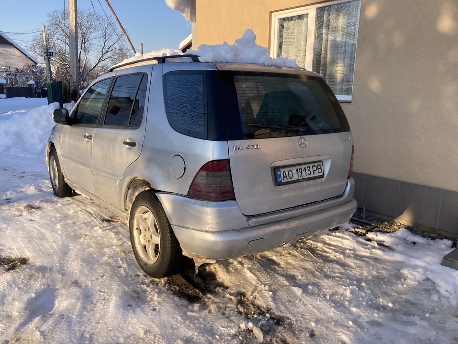 продається мерседес мл 2.7 дизель