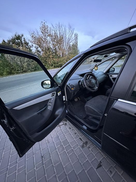 Citroen Pikasso с4