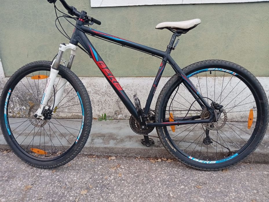 Bicicleta Berg Aro 29