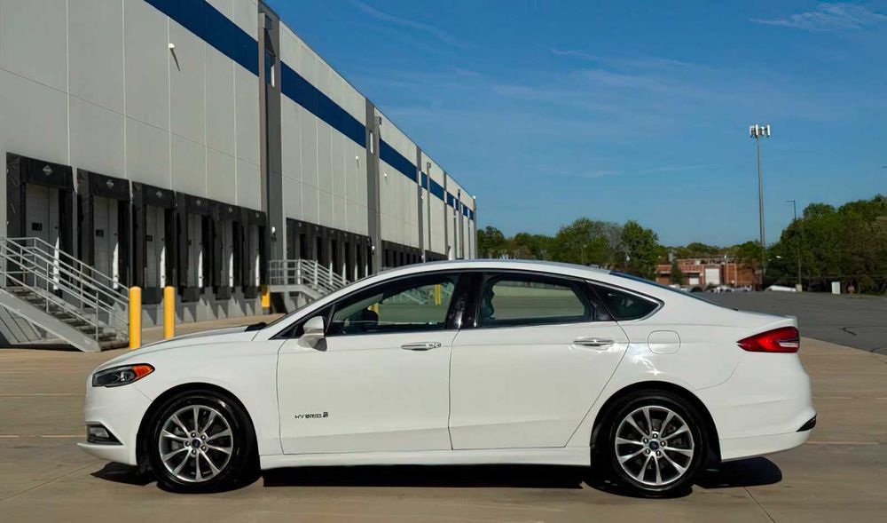 Ford Fusion SE      2017