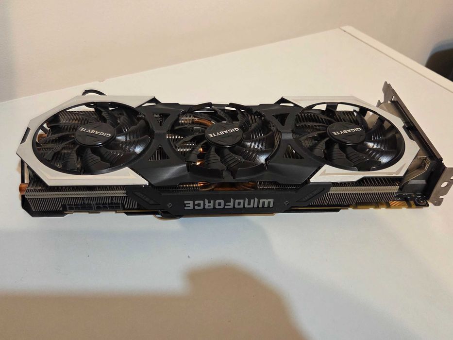 видеокарта Gigabyte GeForce RTX 980 TI   G1 Sample) с объемом видеопамяти 6 ГБ GDDR6