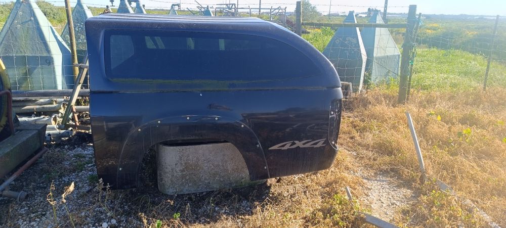 Vendo caixa carga   Mazda  bt50com hard top Kingcabine