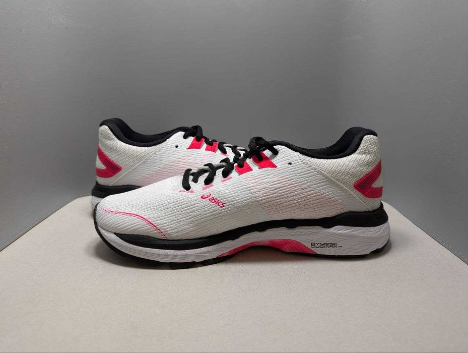 Жіночі кросівки для бігу Asics Gt-2000 1012a516-100 розмір US 7 EU 38