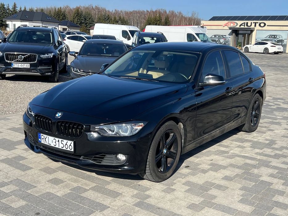 BMW Seria 3 F30 2.0 BENZYNA 245KM Klimatronik NAVI Skóra LED Head Up Szyberdach