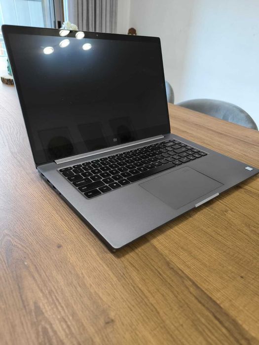 Xiaomi Mi Notebook Pro 15 – i7‑8550U | 16GB RAM | 238GB SSD
