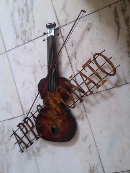 Elemento decorativo forma de violino - Troco