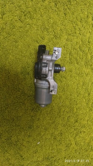 Моторчик стеклоочистителя Toyota/lexus