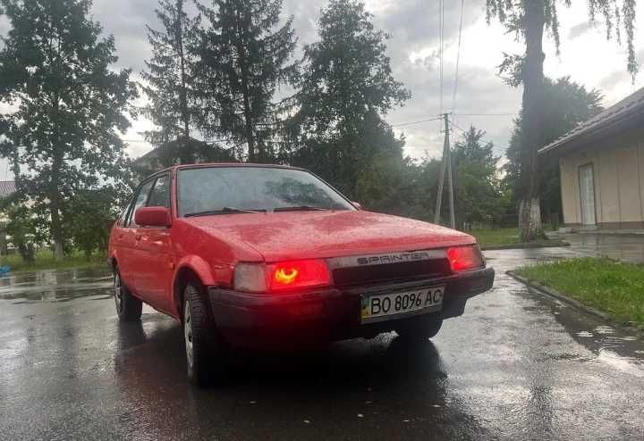 Тойота спрінтер.