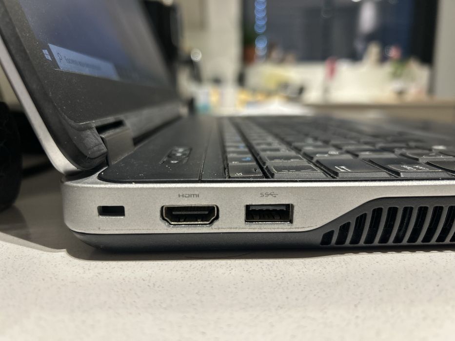 Dell Latitude E6540 8 GB RAM * Bom estado *