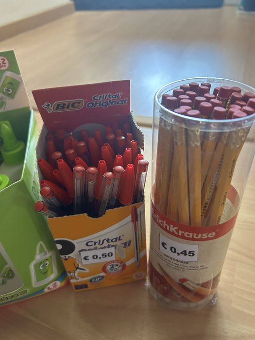 Kit de material de escritório NOVO