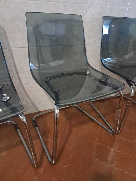 Conjunto de quatro cadeiras transparente/cromado Tobias Ikea