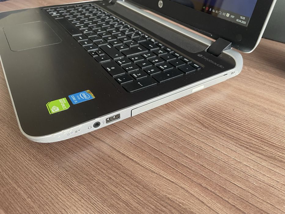 HP Core i5-5200U / SSD / GeForce GT830M / №43