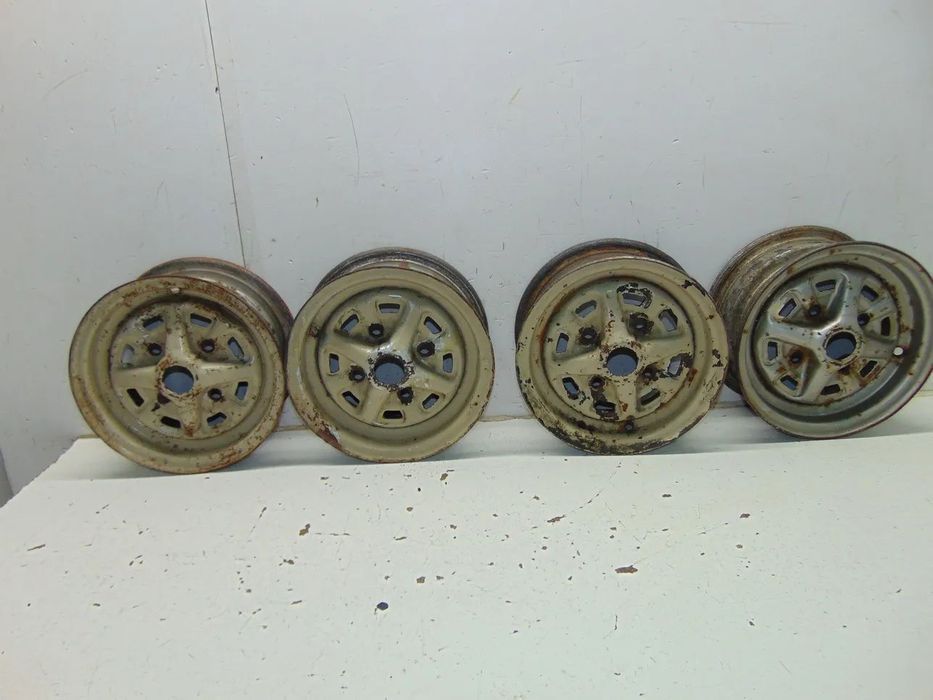 Mini jantes especiais ferro " usado em bom estado