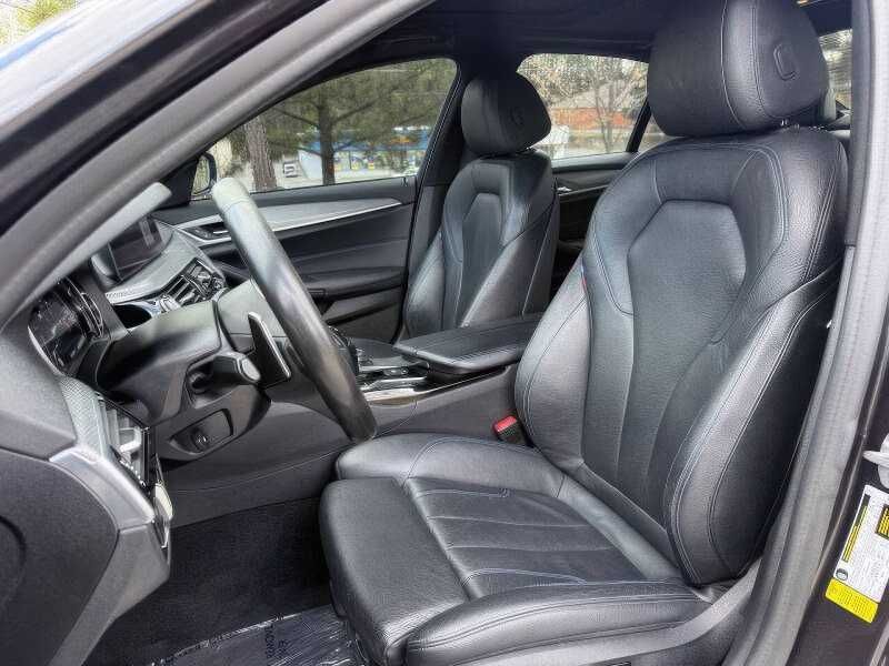 2019 BMW 5 Series 540i