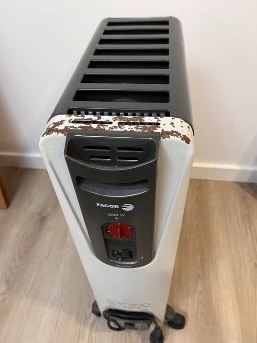 Aquecedor a óleo Fagor