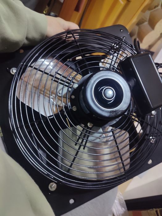 Потужна професійна витяжка на 56w