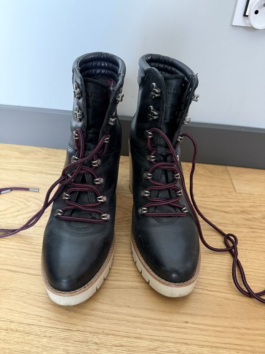 Skorzane sznurowane botki na obcasie Tommy Hilfiger