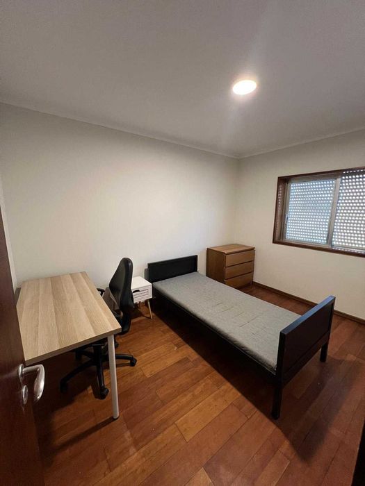 Quartos Individuais Disponiveis em Ermesinde - Rua Calouste Gulbenkian.