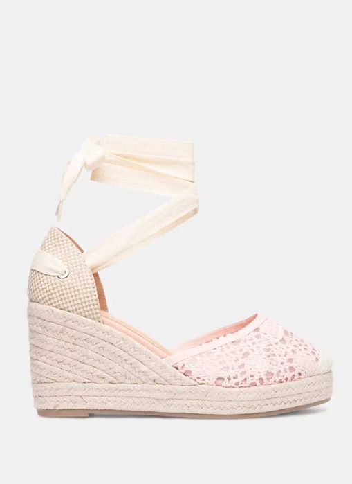 Espadryle Nowe na koturnie rozmiar 39
