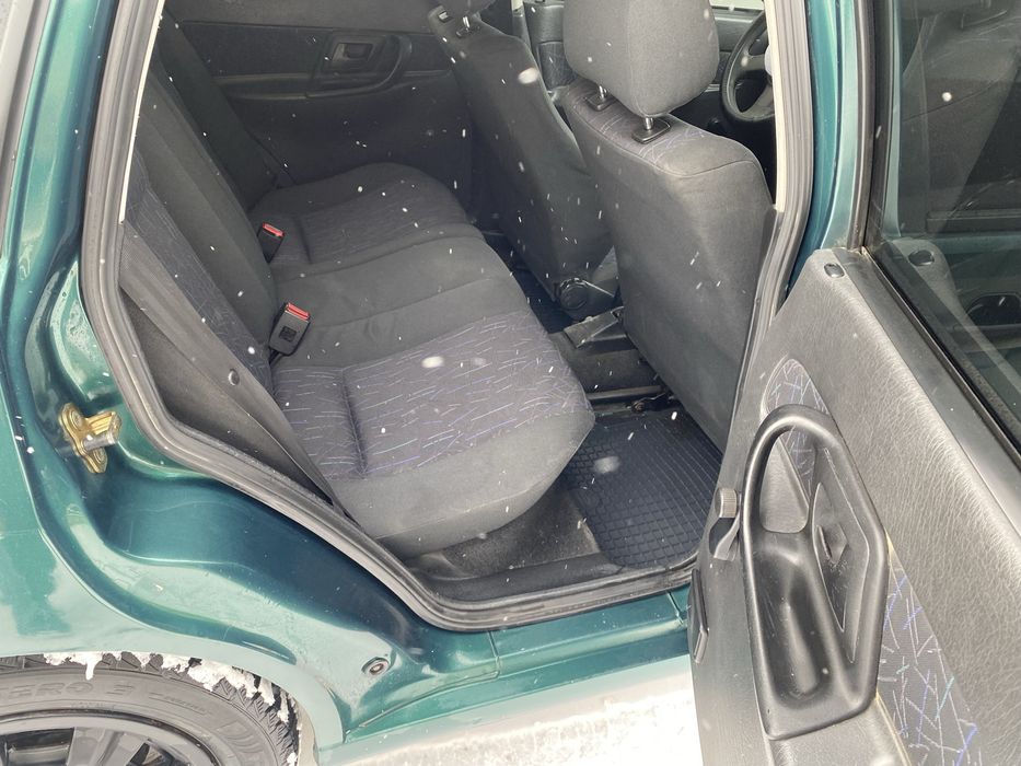 Volkswagen Polo Classic 1.4 бензин 1998 год