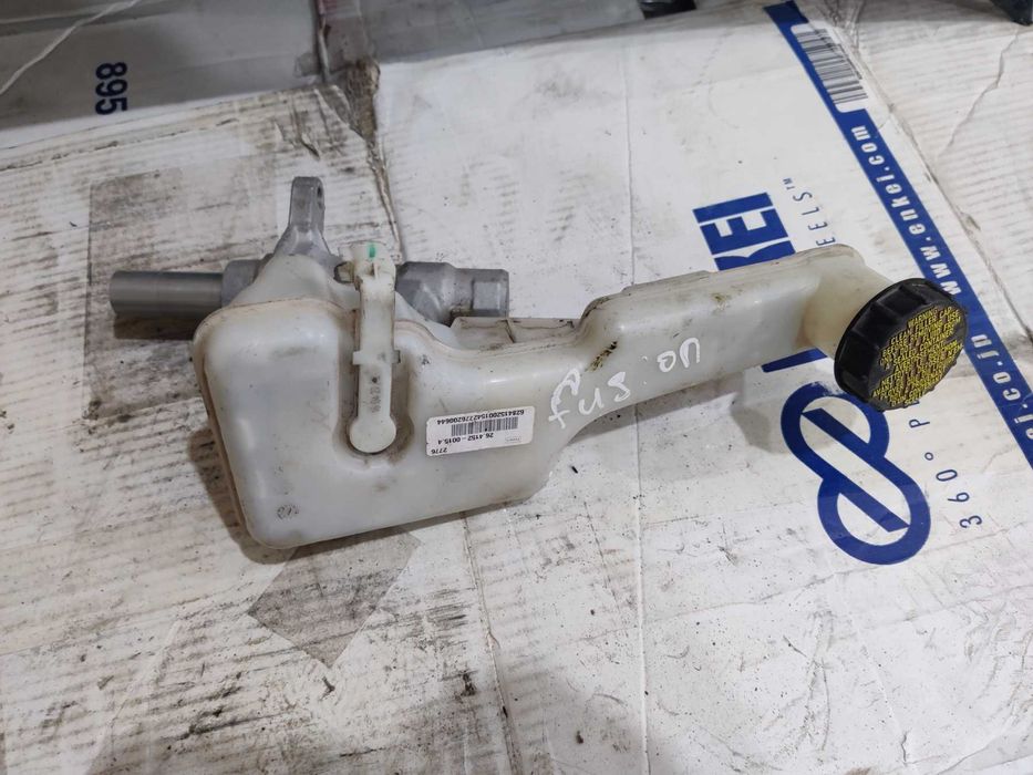 Главный тормозной цилиндр ford fusion 14- DG9Z2140D