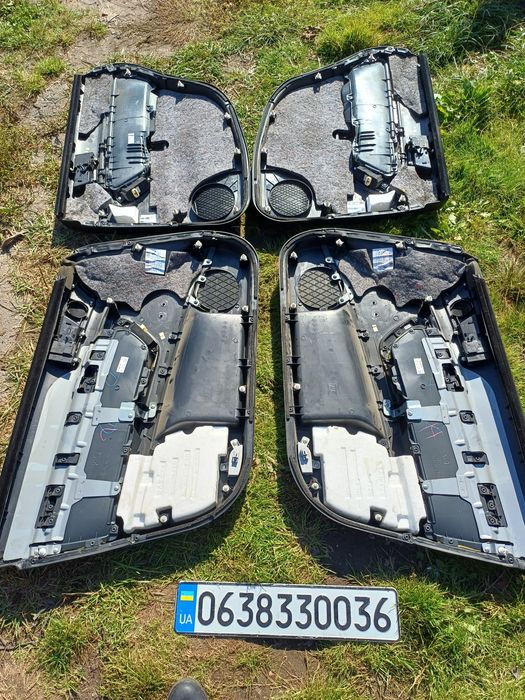 Subaru Legacy 4 03-09r рест дверні карти обшивки дверей