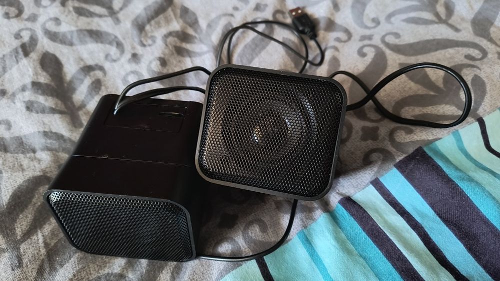 Mini digital speaker