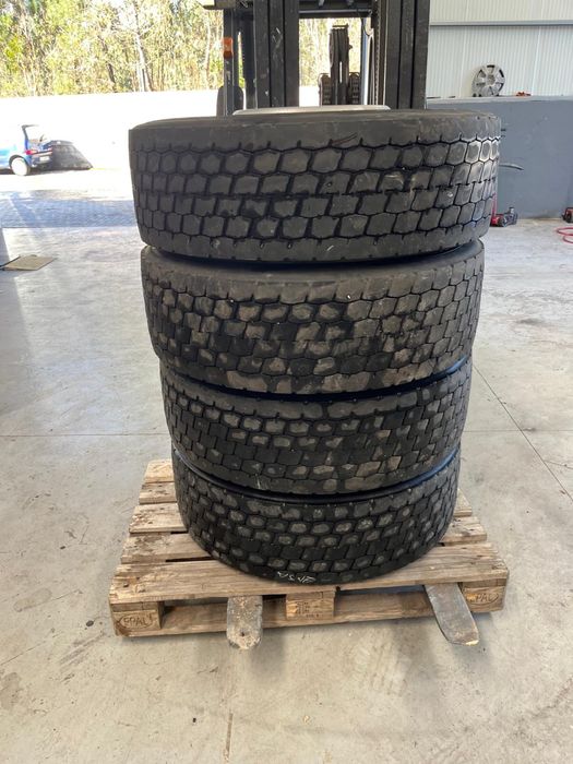 pneus 315/70R22.5