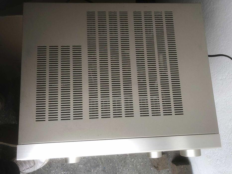 Denon PMA-1060 2x 105W na kanał przy 8 ohm