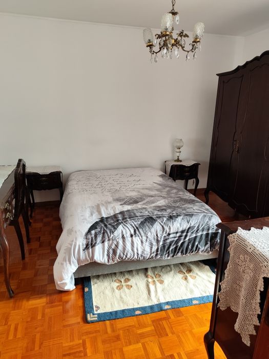 Quarto para alugar em Algueirão