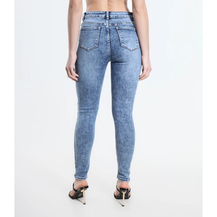 Jeansy Skinny Fit z przetarciami - niebieski S