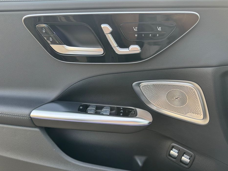 Mercedes C300e