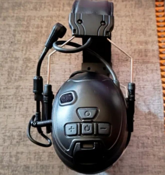 EARMOR C52 caça e tiro