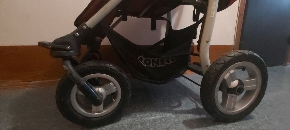 Коляска Coneco + люлька