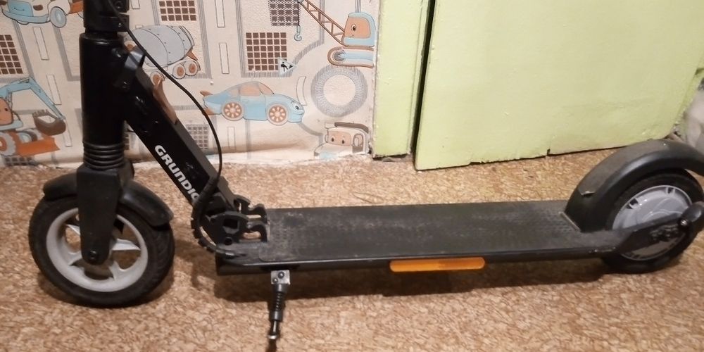 Електросамокат Грюндик