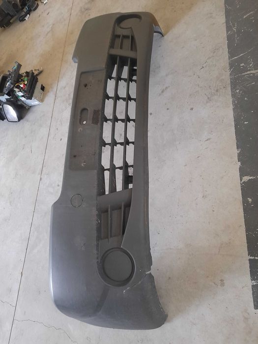 Zderzak przód przedni Vivaro Trafic Primastar 07-14r