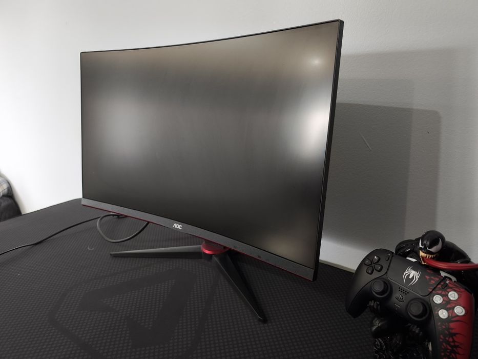 Monitor AOC curvo