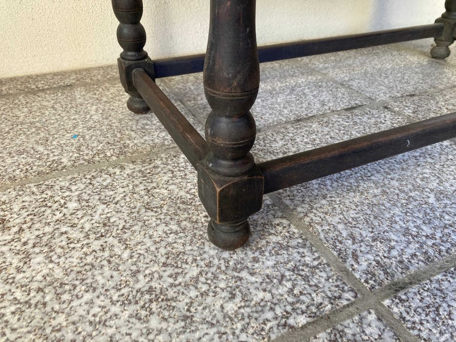 Mesa de apoio, em madeira e mármore