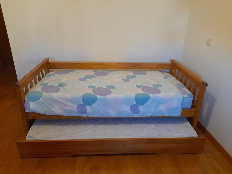 Berço Móvel Apoio Cama Dupla Cómoda Arca Sundvik Bebé Quarto