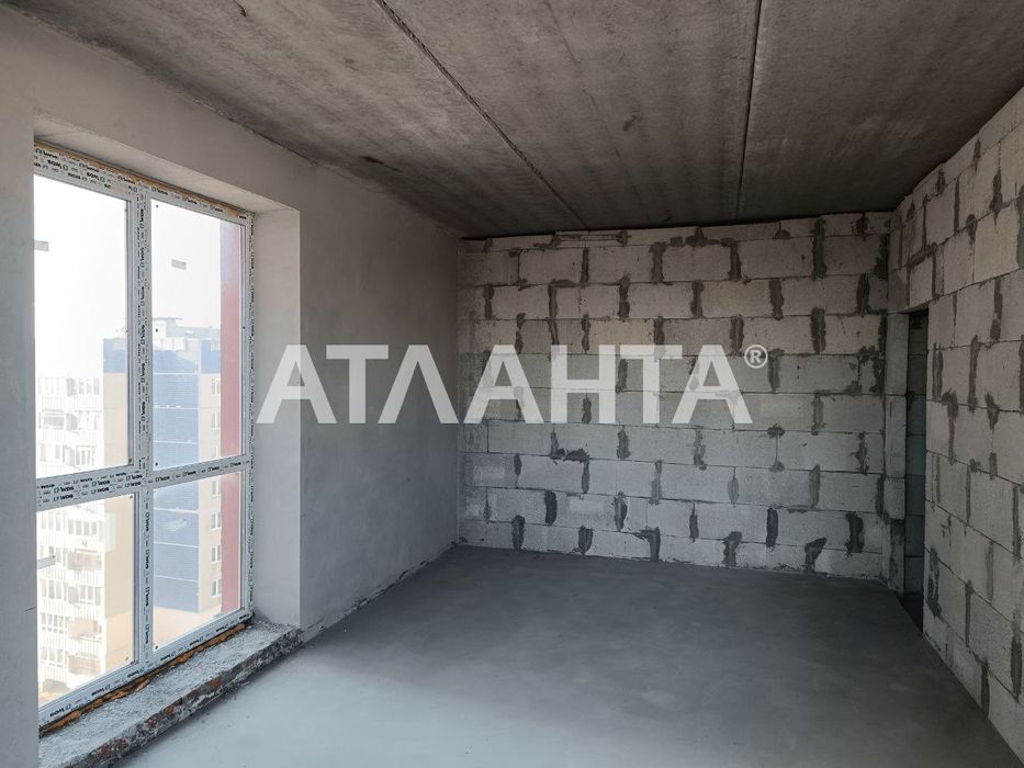 2-кімнатна  на 4- му поверсі, в ЖК Сусіди, здано!