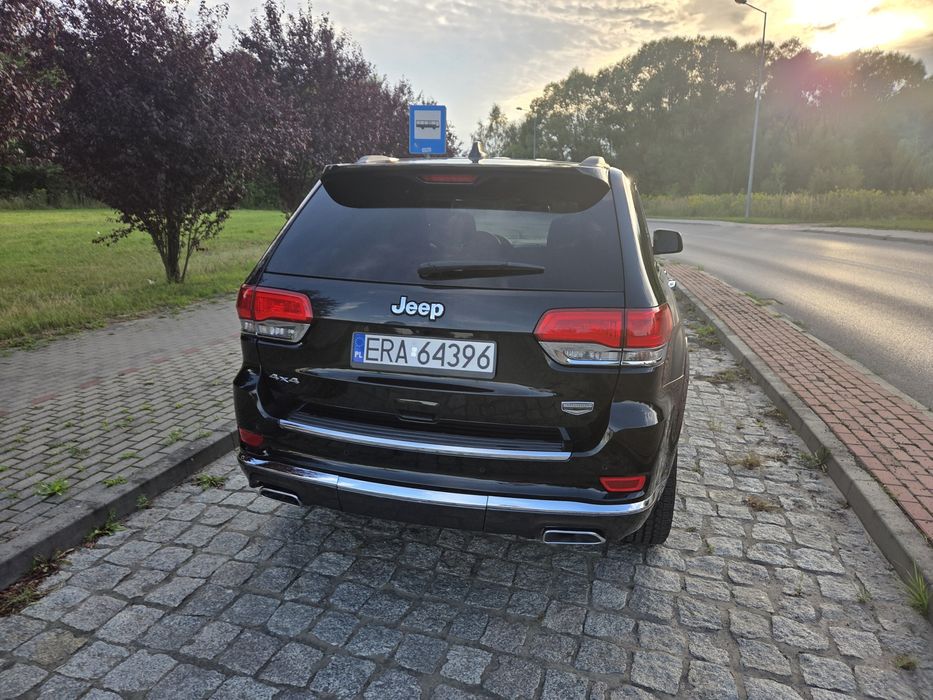 Jeep Grand Cherokee WK2 5,7 HEMI SUMMIT