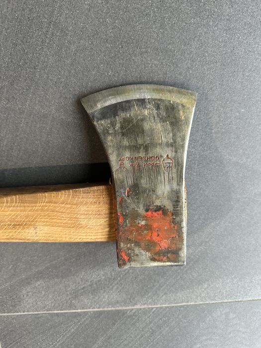 Stara niemiecka siekiera