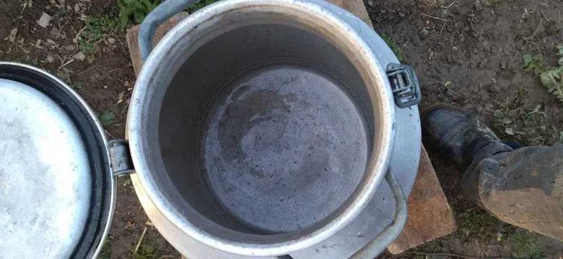 Бідон алюмінієвий 40л савдеповський вічний (висота 54см , діаметр35см)