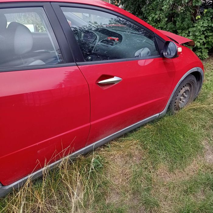 Honda Civic VIII Klima Zarejestrowana Diesel 5-drzwi