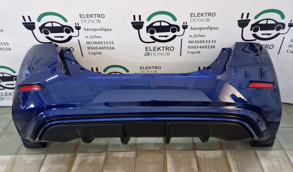 Бампер задній Nissan Leaf 18-24 рік (KAD)