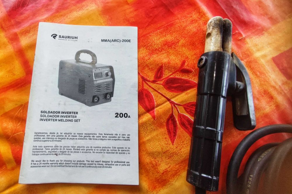 Máquina de Soldar Inverter Saurium MMA-200E